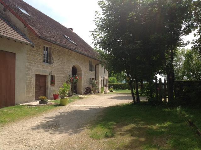 Chez Robert Et Catherine Dompierre-sur-Mont Exterior photo